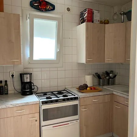 Avec Superbe Terrasse Pour 4 Personnes Apartamento Le Lavandou
