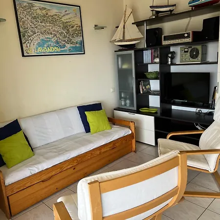 Apartamento Avec Superbe Terrasse Pour 4 Personnes Le Lavandou