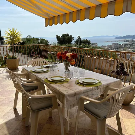 Apartamento Avec Superbe Terrasse Pour 4 Personnes Le Lavandou